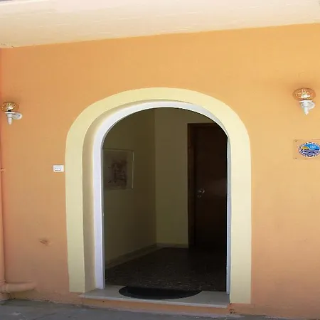 Apostolos & Eleni Family Apartment