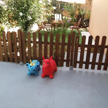 Apostolos & Eleni Family