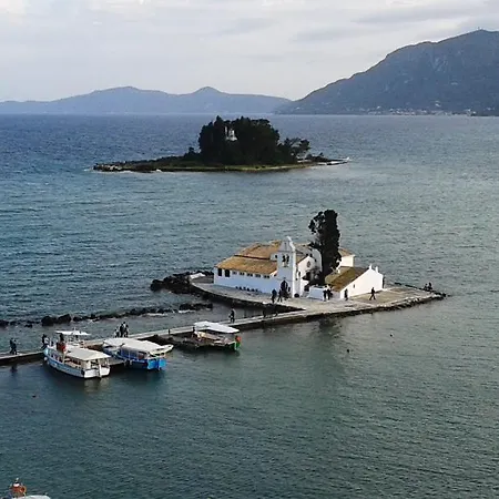 Apostolos & Eleni Family Perama (Corfu)