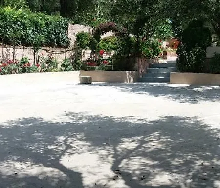 Apostolos & Eleni Family Perama (Corfu)