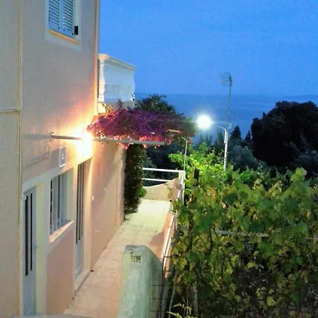 Apostolos & Eleni Family Apartment