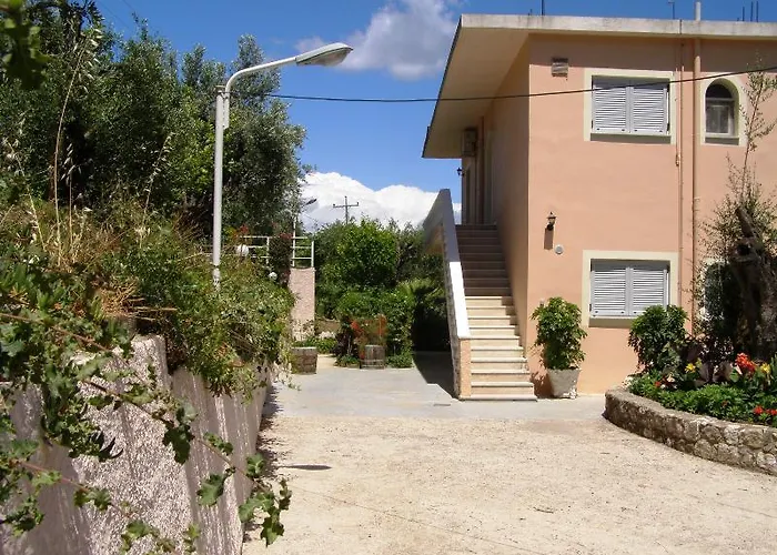 Apostolos & Eleni Family Apartament Perama (Corfu)