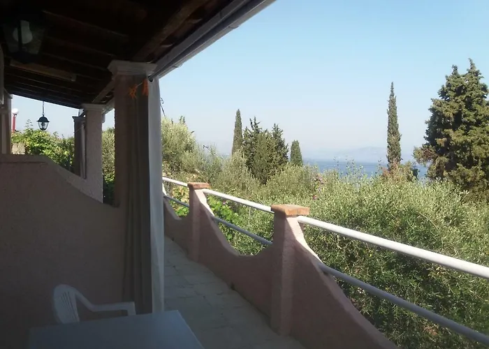 Apartman Apostolos & Eleni Family